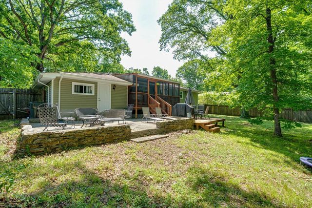 215 Timberlinks Drive, Signal Mountain, TN 37377