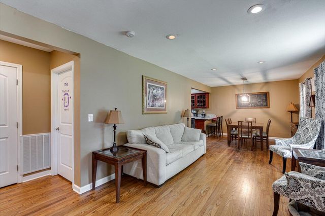 215 Timberlinks Drive, Signal Mountain, TN 37377