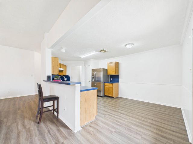 9217 Mohawk Drive, La Porte, TX 77571