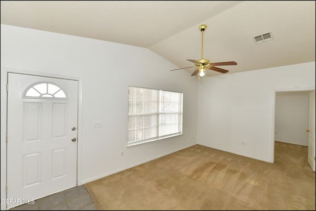 636 Valle De Bravo Place, Horizon City, TX 79928