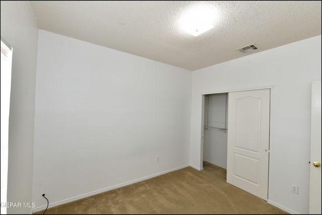 636 Valle De Bravo Place, Horizon City, TX 79928