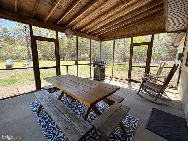 1868 LANCASTER LN, Waterford Works, NJ 08089