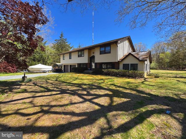1868 LANCASTER LN, Waterford Works, NJ 08089