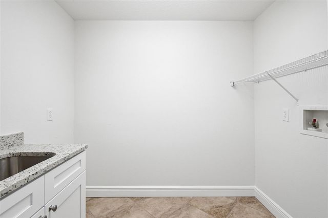 703 GRAND CANYON DRIVE, Valrico, FL 33594