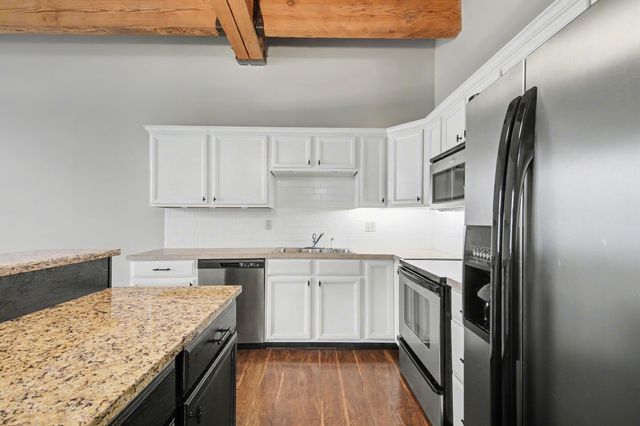 940 Monroe Avenue Nw 338, City Of Grand Rapids, MI 49503