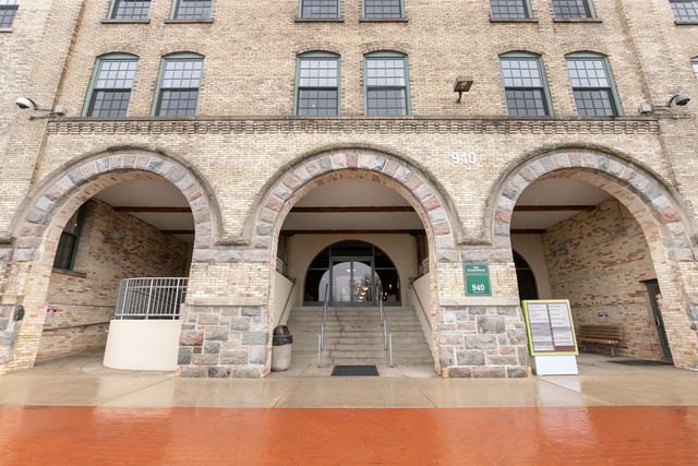940 Monroe Avenue Nw 338, City Of Grand Rapids, MI 49503