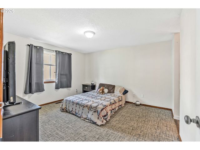 6433 Se AUSTIN Ct, Hillsboro, OR 97123