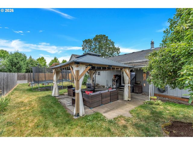 6433 Se AUSTIN Ct, Hillsboro, OR 97123