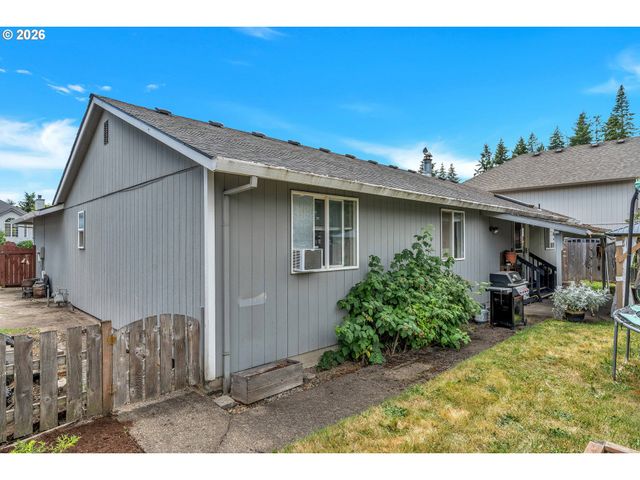 6433 Se AUSTIN Ct, Hillsboro, OR 97123