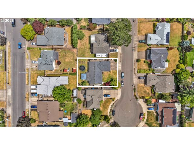 6433 Se AUSTIN Ct, Hillsboro, OR 97123