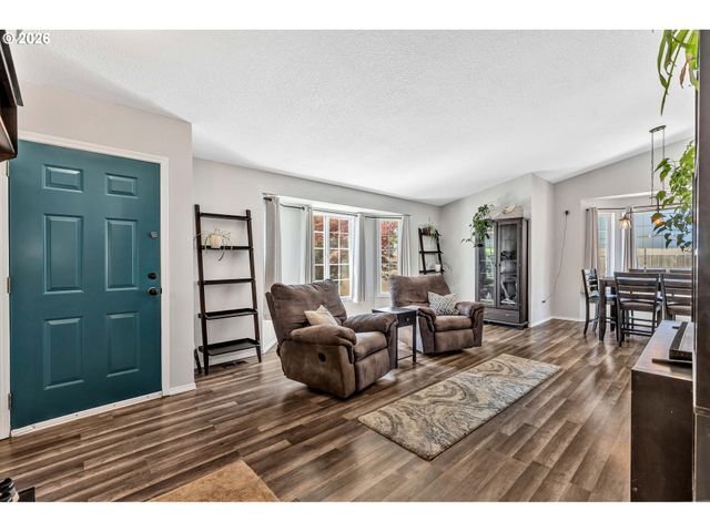 6433 Se AUSTIN Ct, Hillsboro, OR 97123
