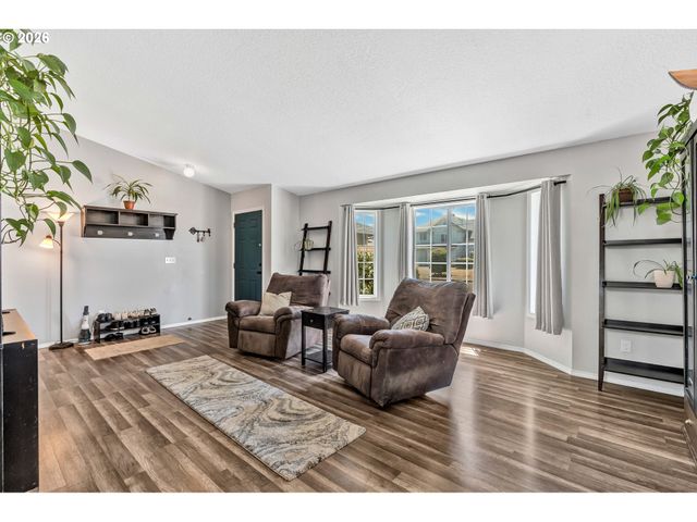 6433 Se AUSTIN Ct, Hillsboro, OR 97123