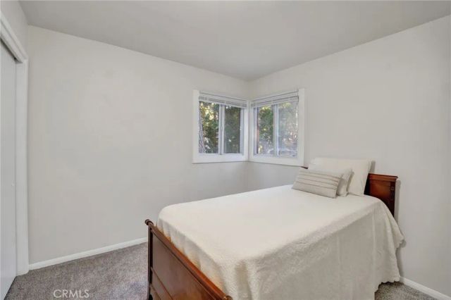 32159 Cove Circle, Running Springs, CA 92382