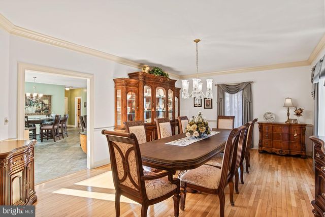 1055 WETHERBURN DR, York, PA 17404