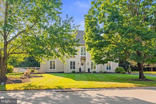1055 WETHERBURN DR, York, PA 17404