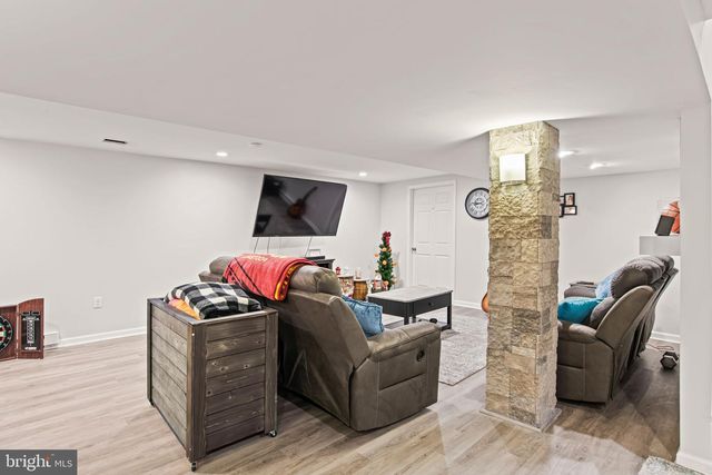1055 WETHERBURN DR, York, PA 17404