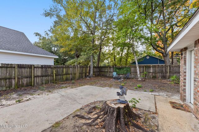 1711 S 1st Street, Ocean Springs, MS 39564