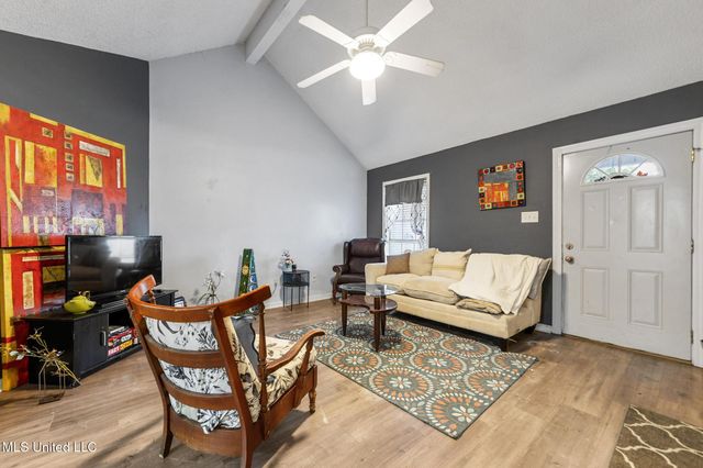 1711 S 1st Street, Ocean Springs, MS 39564