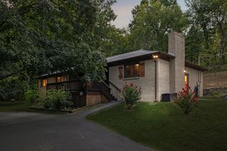 1517 Roberts Bend Ln, Columbia, TN 38401