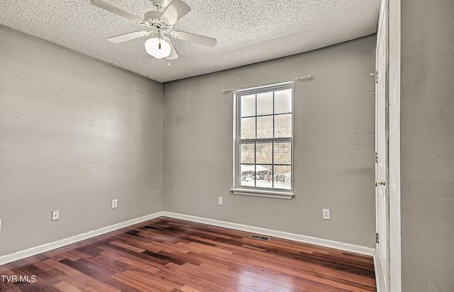 104 Saint James Place, Bristol, TN 37620