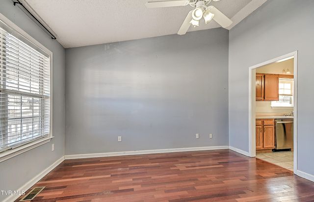 104 Saint James Place, Bristol, TN 37620