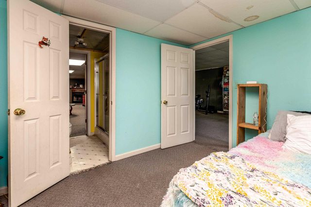 15588 BECKER Road, Johnston City, IL 62951