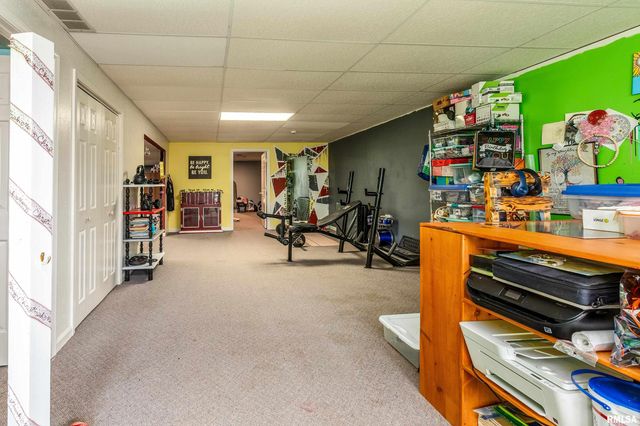 15588 BECKER Road, Johnston City, IL 62951