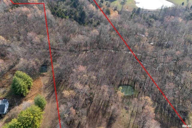 15588 BECKER Road, Johnston City, IL 62951