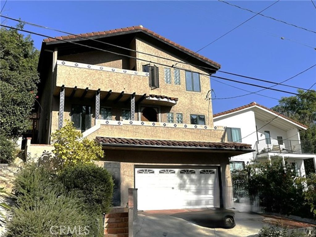3856 Udell Court, Los Angeles, CA 90027