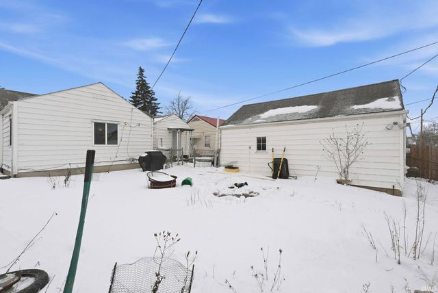 1917 Glenwood Avenue, Fort Wayne, IN 46805