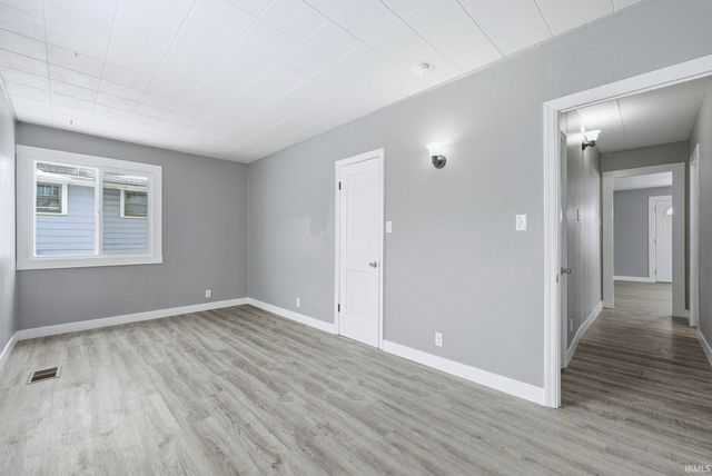 1917 Glenwood Avenue, Fort Wayne, IN 46805