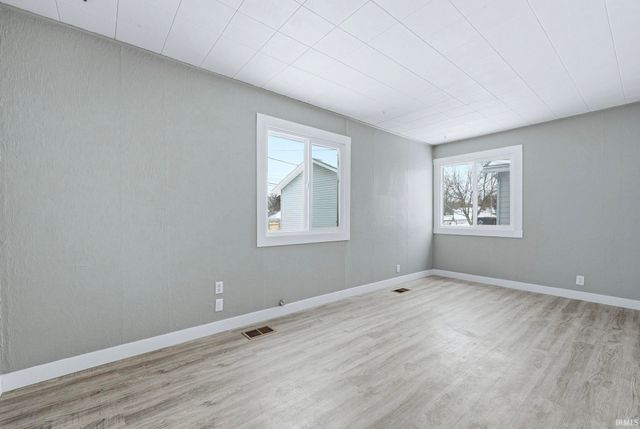 1917 Glenwood Avenue, Fort Wayne, IN 46805