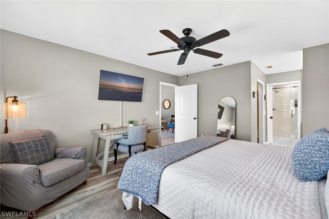 9009 Michael CIR 1, Naples, FL 34113