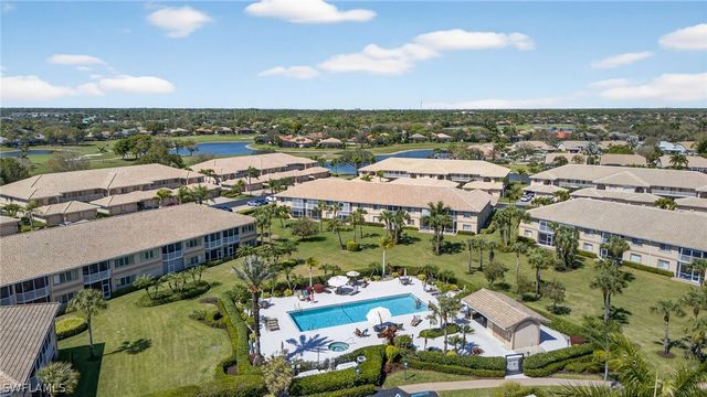 9009 Michael CIR 1, Naples, FL 34113