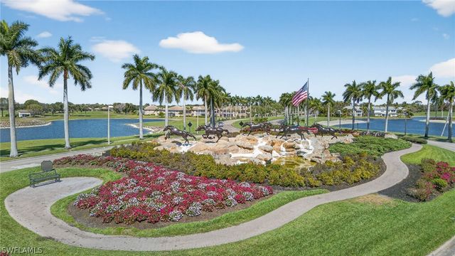 9009 Michael CIR 1, Naples, FL 34113