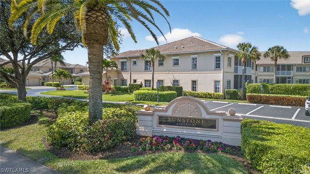 9009 Michael CIR 1, Naples, FL 34113