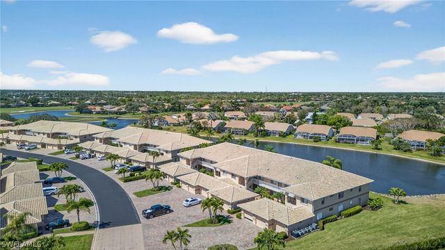 9009 Michael CIR 1, Naples, FL 34113