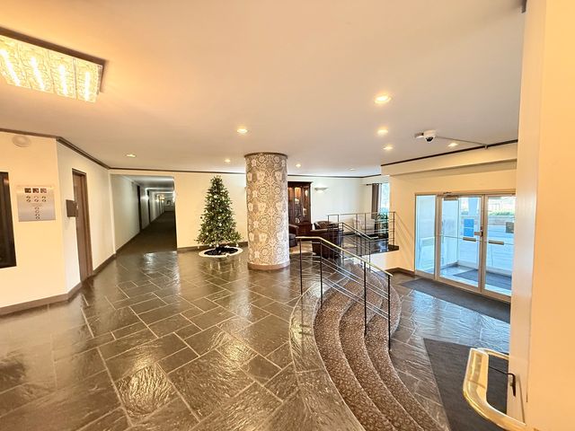 6833 N KEDZIE Avenue 1006, Chicago, IL 60645