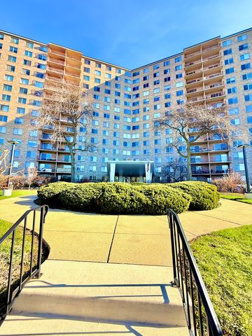 6833 N KEDZIE Avenue 1006, Chicago, IL 60645