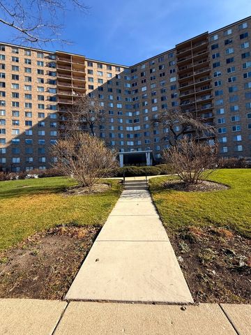 6833 N KEDZIE Avenue 1006, Chicago, IL 60645