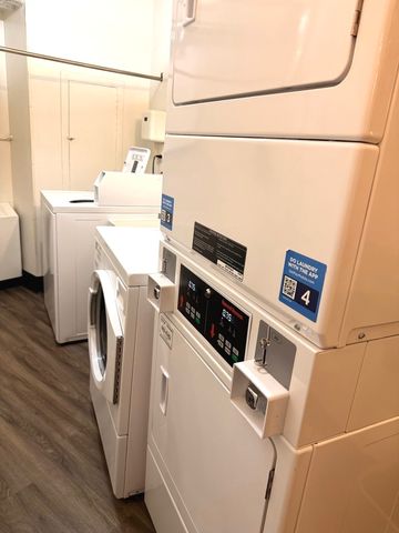 6833 N KEDZIE Avenue 1006, Chicago, IL 60645