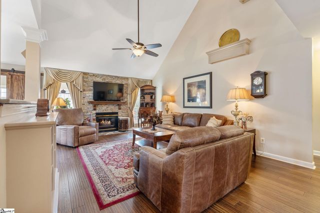 404 Neely Farm Drive, Simpsonville, SC 29680