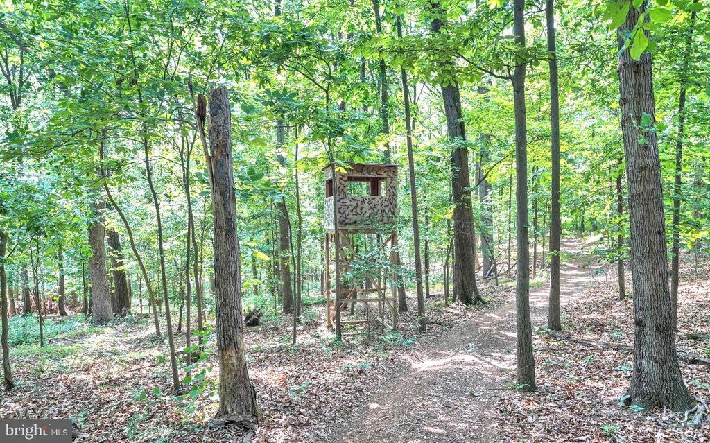 Image 54 of property listing at 2816 LITTLESTOWN PIKE, Westminster, MD 21158