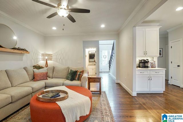 2021 GREY OAKS TERRACE, Pelham, AL 35124