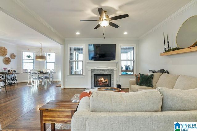 2021 GREY OAKS TERRACE, Pelham, AL 35124