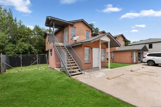 7579 Windsor Oaks, San Antonio, TX 78239