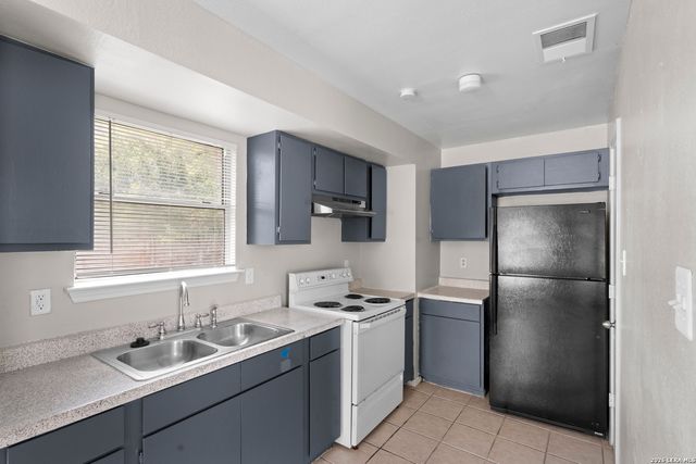 7579 Windsor Oaks, San Antonio, TX 78239
