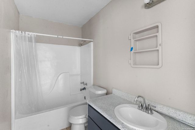 7579 Windsor Oaks, San Antonio, TX 78239