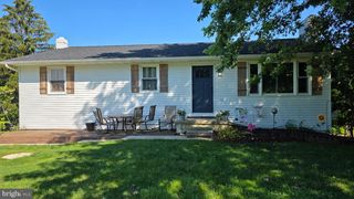 91 HERITAGE DR, Hanover, PA 17331