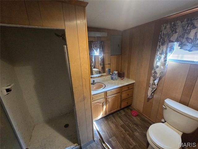 9732 Gloucester Drive, St Louis, MO 63137